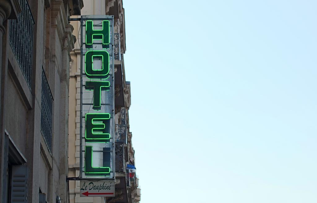 Hotel Du Dauphine Лион Екстериор снимка