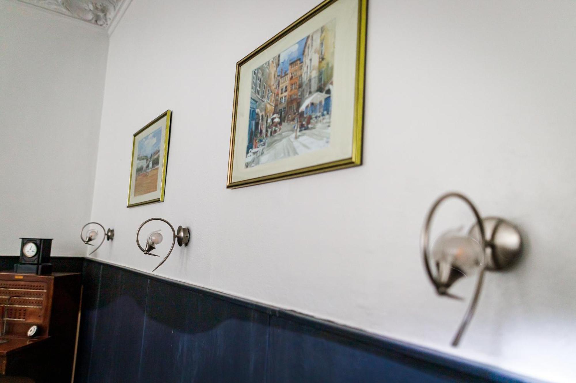 Hotel Du Dauphine Лион Екстериор снимка