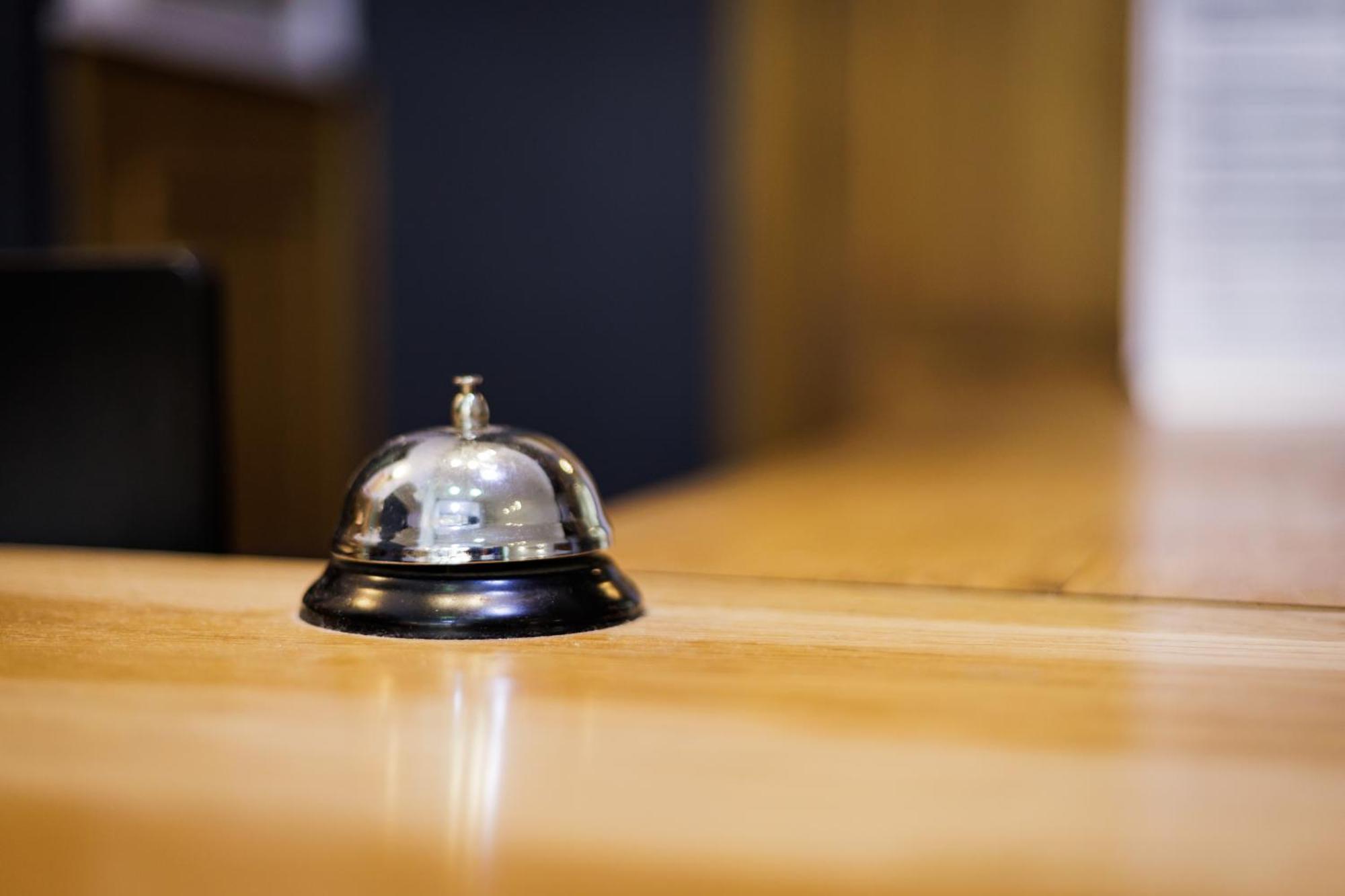 Hotel Du Dauphine Лион Екстериор снимка